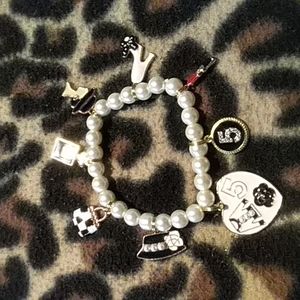 Pearl charm bracelet